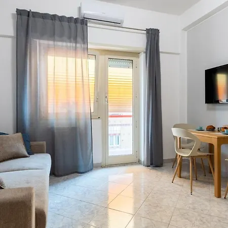 Tommy Sun House * Lido di Ostia
